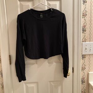Forever 21 Cropped Black Long Sleeve Shirt